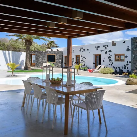 Eco Living Olivos76 Apartment *